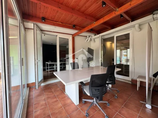 Tirane, shitet zyre Kati 2, 125 m² 469.000 € (RRUGA “BRIGADA VIII” NË QENDER TË ISH BLLOKUT)