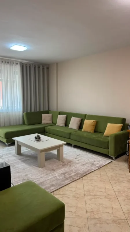Tirane, jepet me qera apartament 2+1+Ballkon Kati 9, 95 m² 750 € (Frederik Shiroka)