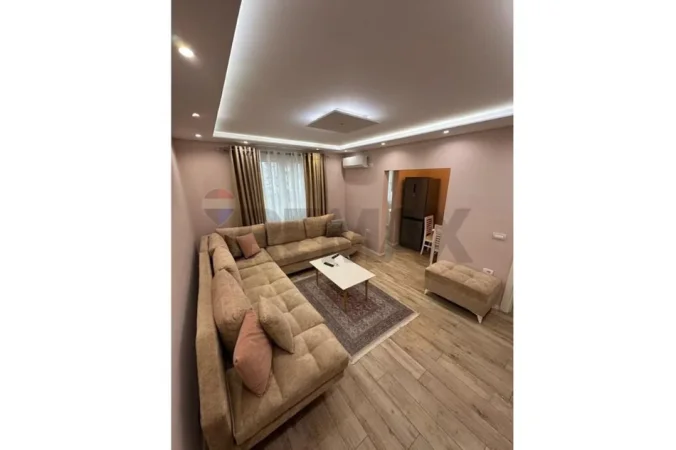 Tirane, jepet me qera apartament 1+1 Kati 4, 75 m² 600 € (Muhamet Gjollesha)