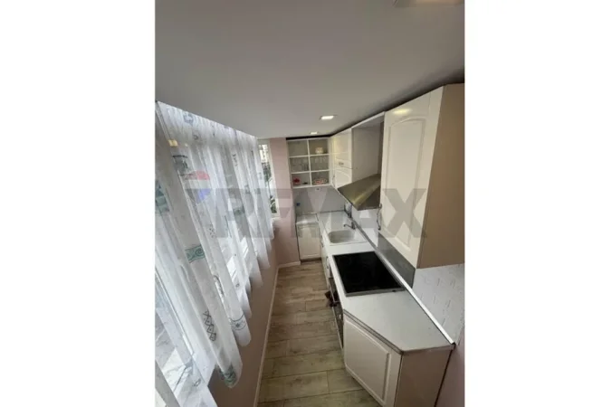 Tirane, jepet me qera apartament 1+1 Kati 4, 75 m² 600 € (Muhamet Gjollesha)