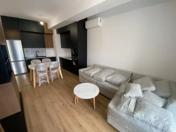 Tirane, jepet me qera apartament 1+1 Kati 6, 60 m² 500 € (Residenca Kaimi ne Ali Dem)