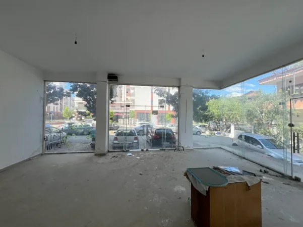 Tirane, shitet aktivitet biznesi Kati 0, 72 m² 125.000 € (yzberisht)
