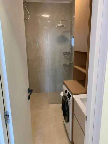 Tirane, jepet me qera apartament 2+1 Kati 7, 110 m² 1.800 € (Altana rezidence)