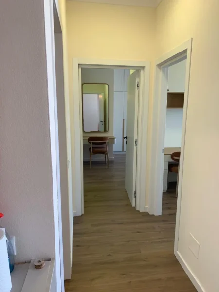 Tirane, jepet me qera apartament 2+1 Kati 7, 110 m² 1.800 € (Altana rezidence)
