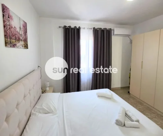 Shkoder, jepet me qera apartament 3+1+Ballkon Kati 1, 105 m² (RR. NAZMI KRYEZIU)