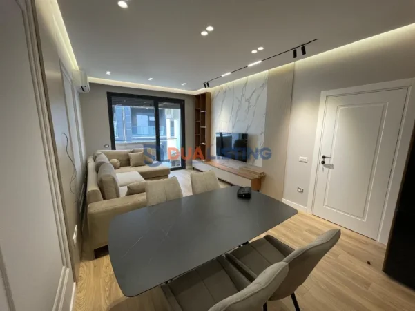 Tirane, jepet me qera apartament 1+1+Ballkon Kati 2, 75 m² 950 € 