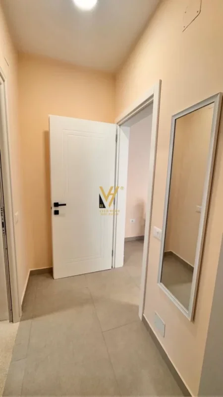 Tirane, jepet me qera apartament 1+1+Ballkon Kati 3, 73 m² 750 € (MYSLYM SHYRI)