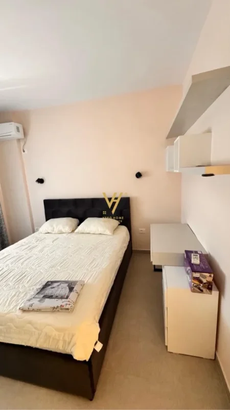 Tirane, jepet me qera apartament 1+1+Ballkon Kati 3, 73 m² 750 € (MYSLYM SHYRI)