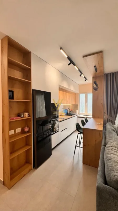 Tirane, jepet me qera apartament 1+1+Ballkon Kati 3, 73 m² 750 € (MYSLYM SHYRI)