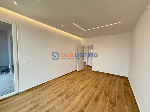 Tirane, shitet apartament 2+1+Ballkon Kati 6, 99 m² (Rezidenca Albulena)