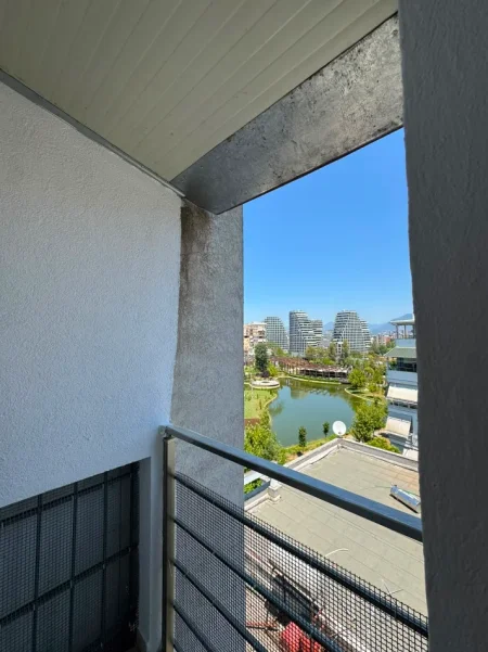 Tirane, shitet apartament 2+1+Ballkon Kati 6, 93 m² 260.000 € 