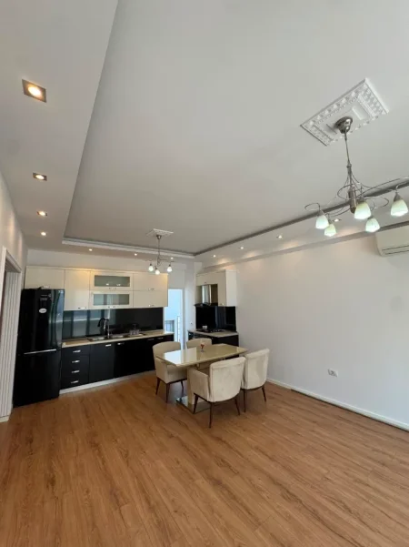 Tirane, shitet apartament 2+1+Ballkon Kati 6, 93 m² 260.000 € 