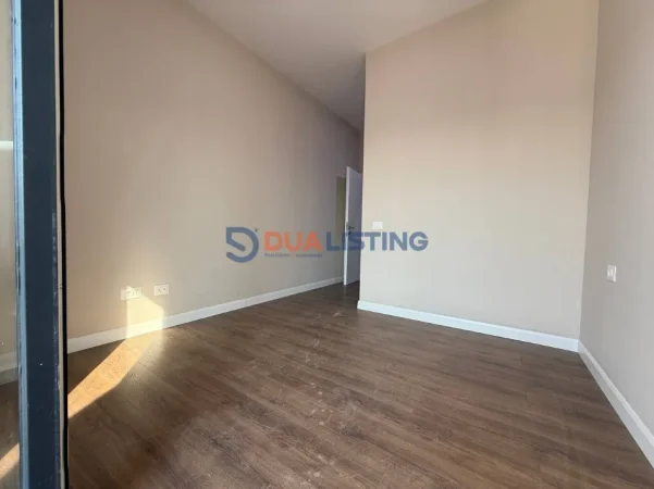 Tirane, shitet apartament 1+1+Ballkon Kati 5, 76 m² 137.000 € (Porta Tirana e Re)