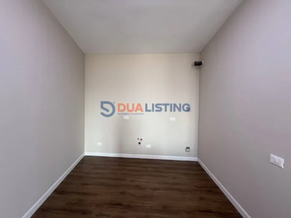 Tirane, shitet apartament 1+1+Ballkon Kati 5, 76 m² 137.000 € (Porta Tirana e Re)