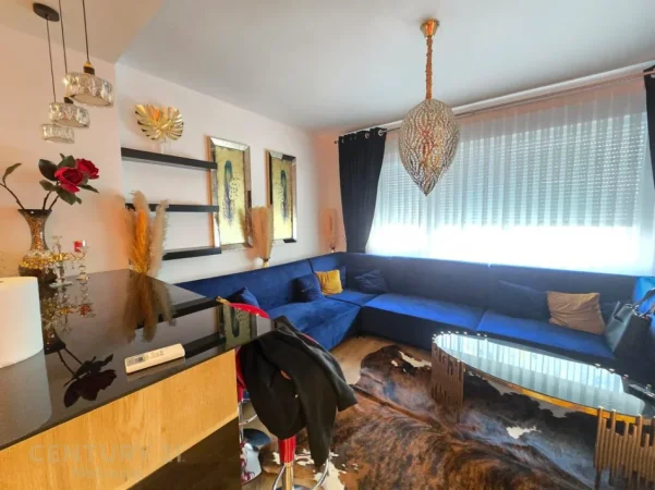 Tirane, jepet me qera apartament 1+1+Aneks+Ballkon Kati 6, 75 m² 850 € (Rruga e Kosovareve)