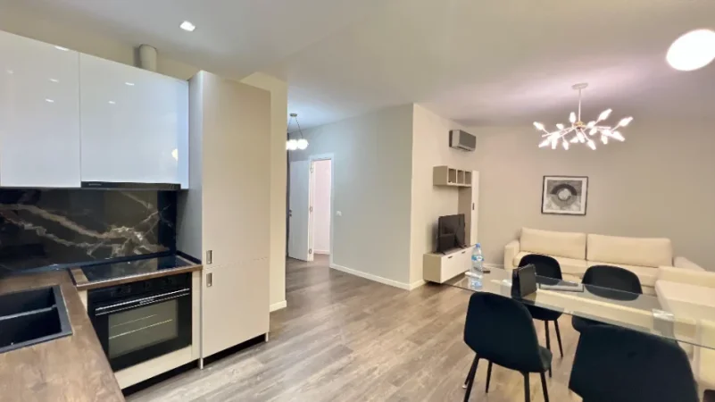 🏠Me Qera: 1+1 +1 Depo 📍 Shkolla e Baletit (Buze Rruge) - 55,000 Leke/Muaj - Orientim: JUG Plot Diell🌞 - K.7 - Sp.70m²