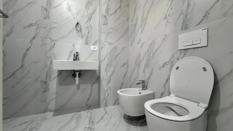 Tirane, jepet me qera apartament 2+1+Ballkon Kati 2, 96 m² 45.000 € (Rruga Pasho Hysa)