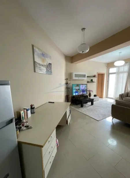 Tirane, jepet me qera apartament 2+1 Kati 6, 88 m² 700 € 