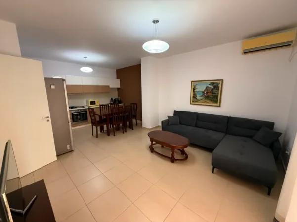 Tirane, jepet me qera apartament 2+1 Kati 2, (Ali Demi)