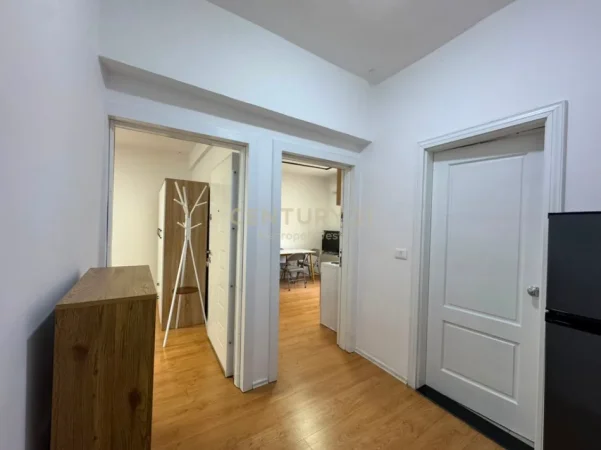 Tirane, jepet me qera apartament 1+1 Kati 3, 45 m² 550 € 