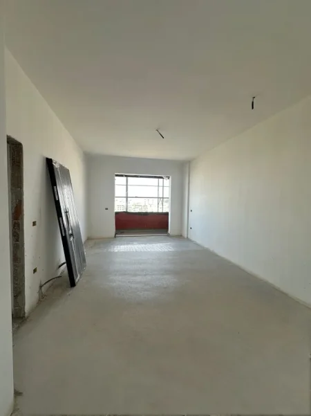 Tirane, shitet apartament 1+1+Aneks+Ballkon , 68 m² 202.000 € (Rruga Kavajes)
