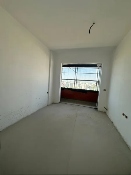 Tirane, shitet apartament 1+1+Aneks+Ballkon , 68 m² 202.000 € (Rruga Kavajes)