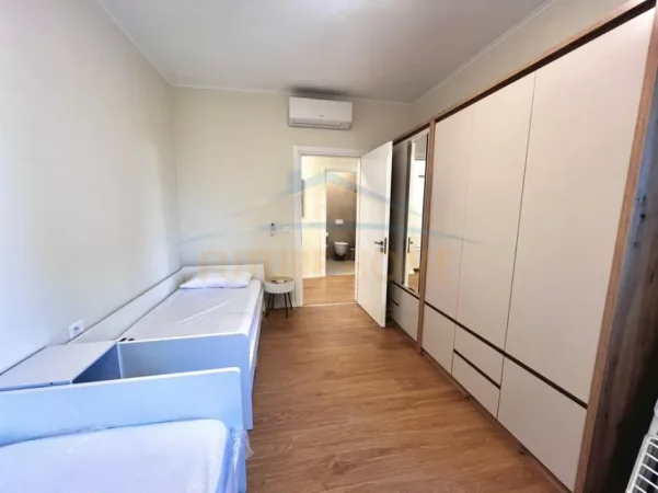 Tirane, jepet me qera apartament 2+1+Ballkon Kati 6, 86 m² 870 € (Tek Rezidenca Erli, Porcelan, Tirane)