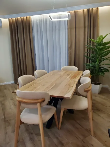 Tirane, jepet me qera apartament 2+1+Ballkon Kati 1, 116 m² 1.500 € 