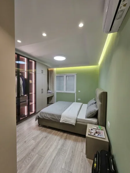 Tirane, jepet me qera apartament 2+1+Ballkon Kati 6, 105 m² 750 € (Rruga Dritan Hoxha)