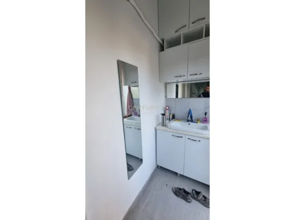 Tirane, jap me qera apartament 1+1 , 55 m² 86.000 € (don bosko)