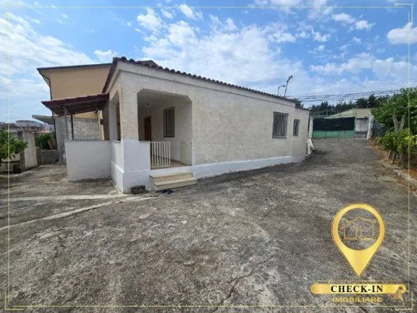 Tirane, jepet me qera shtepi Vile 1 Katshe Kati 0, 130 m² 550 € (Rruga Haxhi Alia)