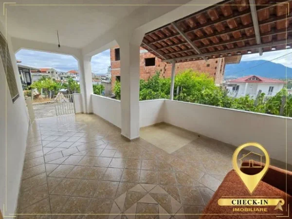Tirane, jepet me qera shtepi Vile 1 Katshe Kati 0, 130 m² 550 € (Rruga Haxhi Alia)