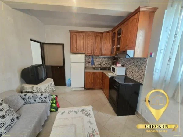 Tirane, jepet me qera shtepi Vile 1 Katshe Kati 0, 130 m² 550 € (Rruga Haxhi Alia)