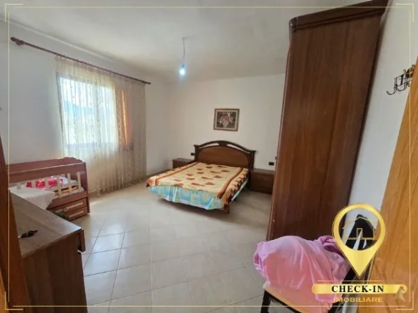Tirane, jepet me qera shtepi Vile 1 Katshe Kati 0, 130 m² 550 € (Rruga Haxhi Alia)