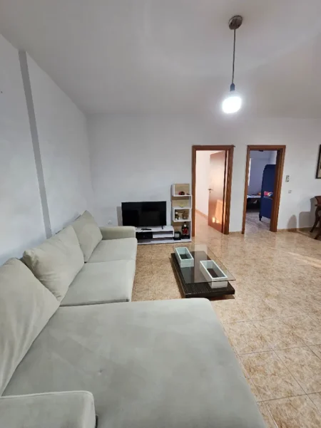 Tirane, jepet me qera apartament 2+1 Kati 9, 100 m²,Çmimi 50.000 Lekë të Reja, (Rruga Dritan Hoxha, Laprakë, Tiranë)