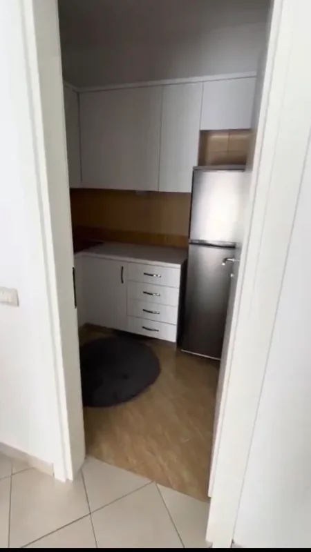Tirane, jepet me qera apartament 1+1 Kati 4, 60 m² 430 € (Thoma Koxhaj)