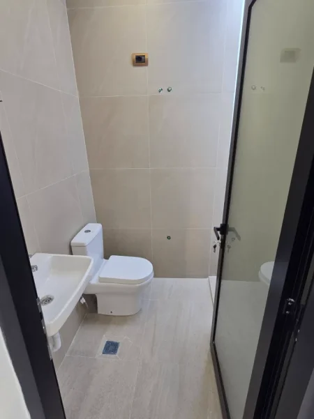 SHITET DYQAN NE PLAN TE PARE BUZE LANES/260.000 EURO