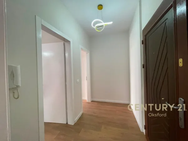 Tirane, shitet apartament 1+1+Ballkon Kati 1, 67 m² 112.000 € (astir tek 2 palmat)