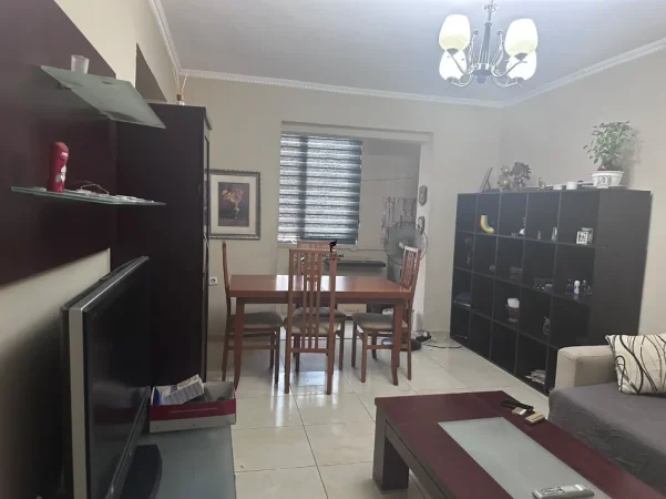 Tirane, shitet apartament 1+1 Kati 5, 66 m² 150.000 € (MYSLYM SHYRI)