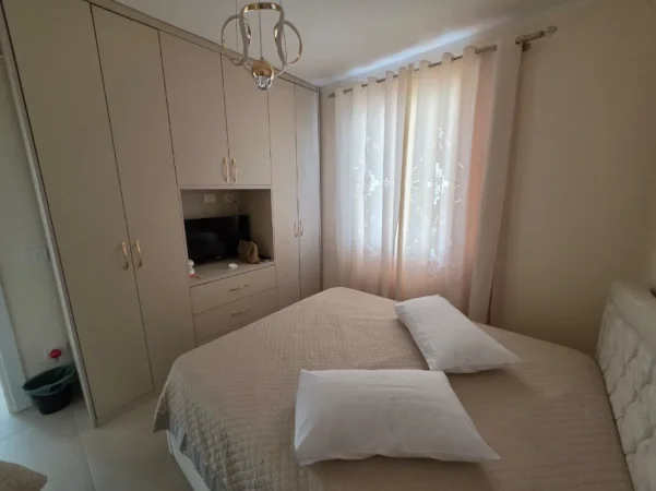 Golem, shes apartament 1+1 Kati 2, 58 m² 115.000 € (RRUGA E PLAZHIT)