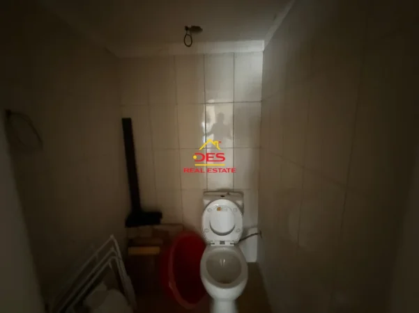 Vlore, shitet ambjent biznesi Kati 0, 70 m² 140.000 € (Lungomare)