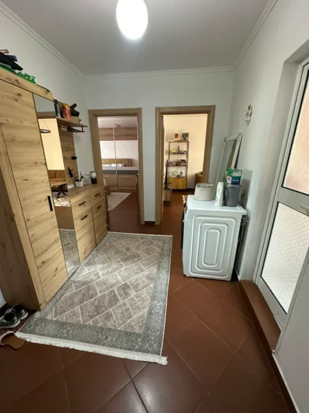 Shitet, Apartament 1+1, Ali Demi
