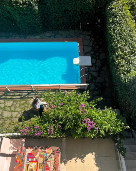 Tirane, jepet me qera Vile me 5 dhoma gjumi, 460 m² 5.000 € (KODRA E DIELLIT)