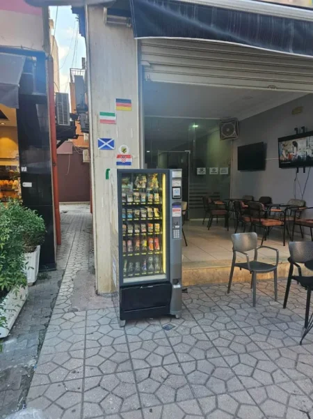 Durres, shes Shiten makinëta automatike Në gjendje shumë të mirë, gati për përdorim. 0692387400