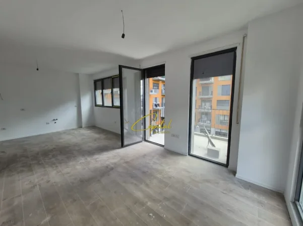 Tirane, shitet apartament 2+1 Kati 2, 110 m² 220.000 € (XHAMLLIKU)