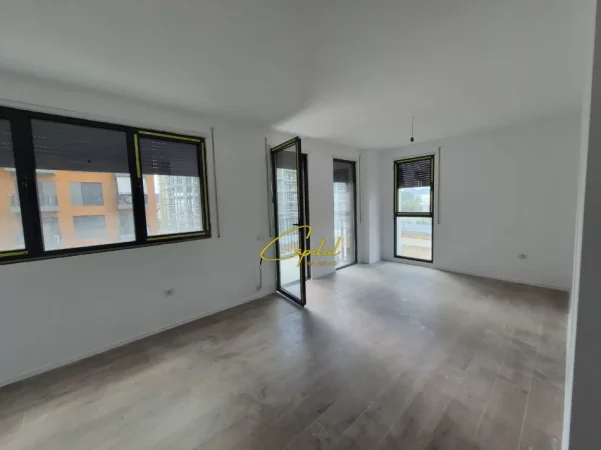 Tirane, shitet apartament 2+1 Kati 2, 110 m² 220.000 € (XHAMLLIKU)