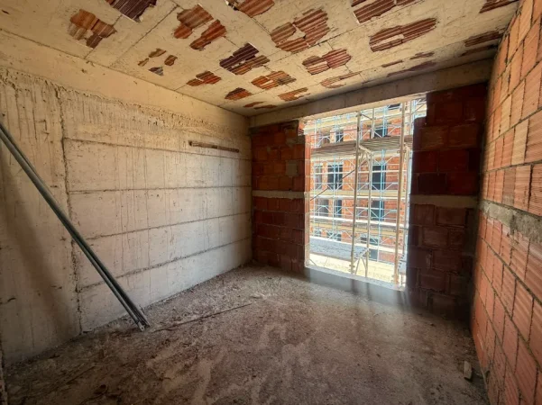 Tirane, shitet apartament 2+1+Ballkon Kati 3, 90 m² 108.000 € (Rruga Lidhja e Prizrenit)