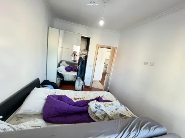 Tirane, jepet me qera apartament 1+1+Ballkon Kati 6, 65 m² 650 € (Vasil Shanto)