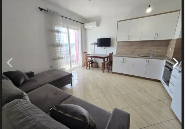 Tirane, jepet me qera apartament 1+1 Kati 2, 65 m² 450 € (ASTIR)