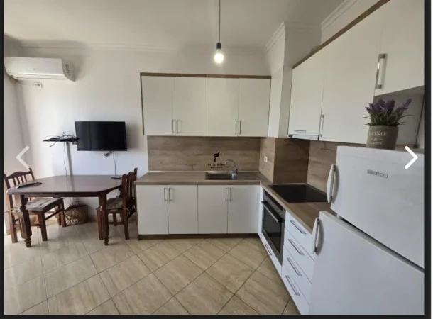 Tirane, jepet me qera apartament 1+1 Kati 2, 65 m² 450 € (ASTIR)